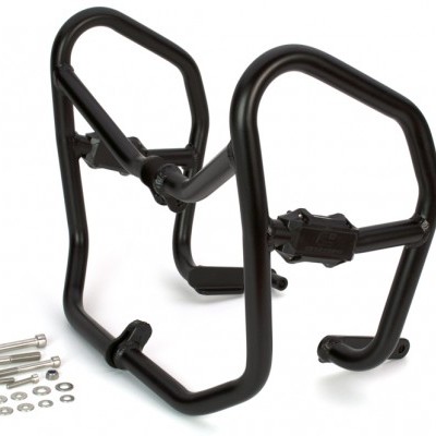 Suporte metálico preto com parafusos e arruelas em fundo branco