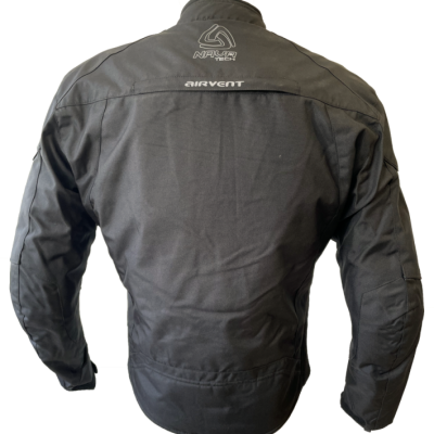 Casaco preto para moto com inscrições NAKAMICHI TECH e AIRVENT nas costas