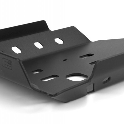 Proteção metálica preta para carro com orifícios e acabamento fosco