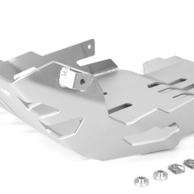 Protetor metálico prateado com parafusos e porcas junto