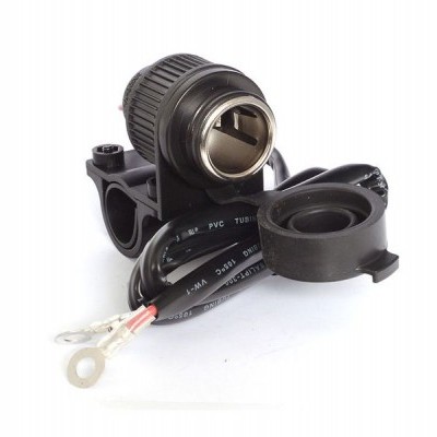 Tomada de isqueiro automóvel preta com cabo e suporte