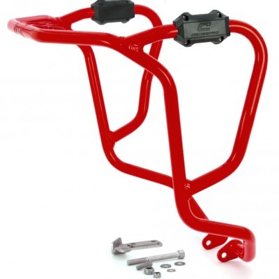 Estrutura de proteção para moto vermelha com peças metálicas e borracha preta