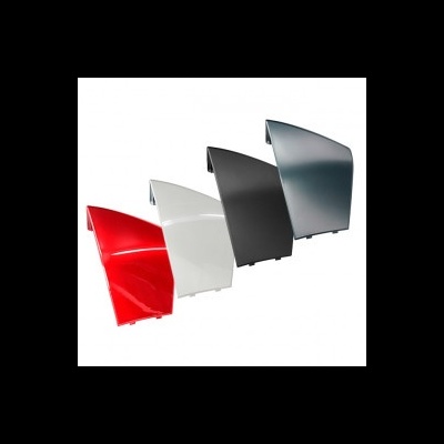 Quatro capas traseiras de carros em vermelho, branco, preto e cinza