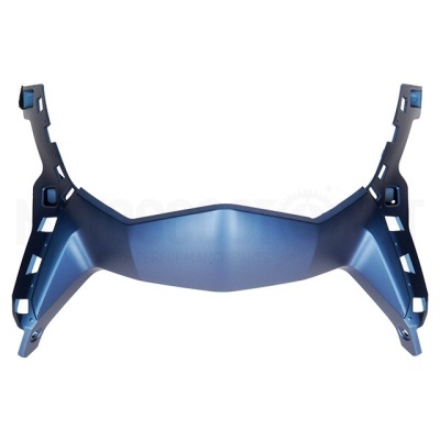 Peça plástica azul com recortes, fundo branco