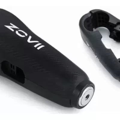 Cadeado preto ZOVII com duas partes e três chaves sobre fundo branco