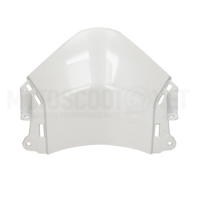 Peça em plástico branco brilhante com abas laterais perfuradas