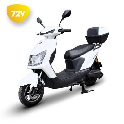 Scooter elétrica branca e preta com caixa traseira e símbolo 72V amarelo