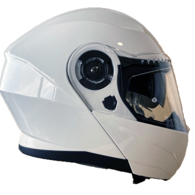 Capacete integral branco para motociclista com viseira transparente e detalhes pretos