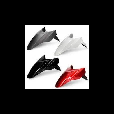 Quatro guarda-lamas dianteiros para motocicleta em várias cores sobre fundo branco