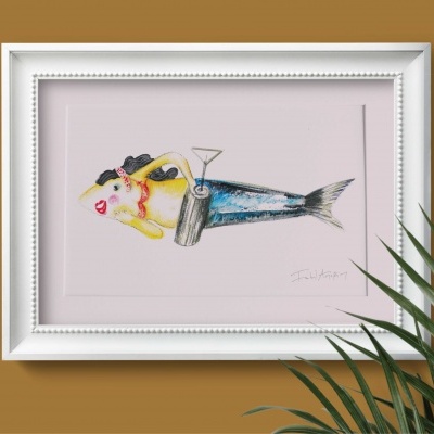 Ilustração colorida de peixe antropomórfico com copo de cocktail em moldura branca
