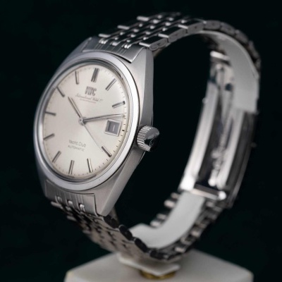 Relógio de pulso IWC em aço inoxidável com mostrador branco