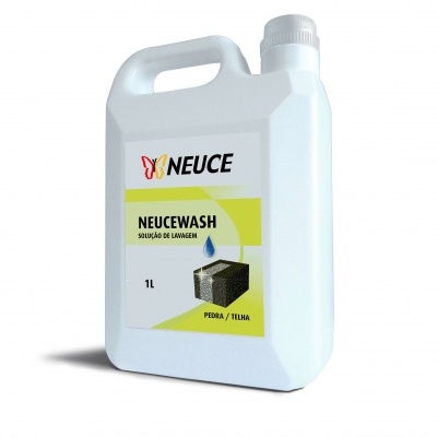 Recipiente branco de plástico de 1 litro com etiqueta amarela de solução de lavagem NEUCEWASH