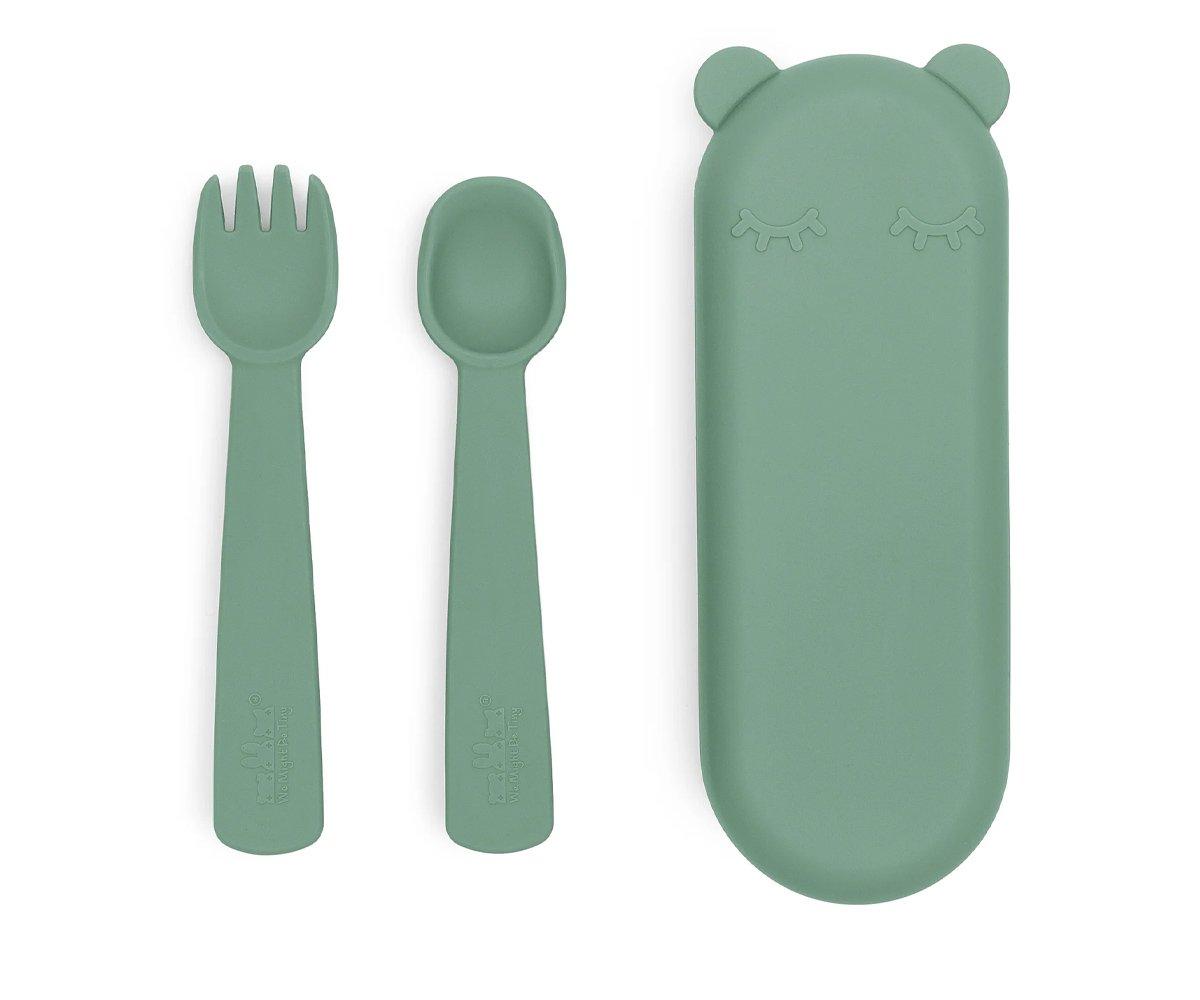 Conjunto verde de talheres infantis com caixa em forma de cabeça de urso