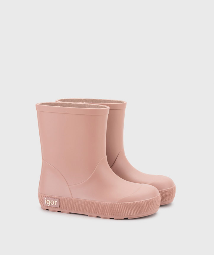 Botas de borracha cor de rosa com etiqueta igor