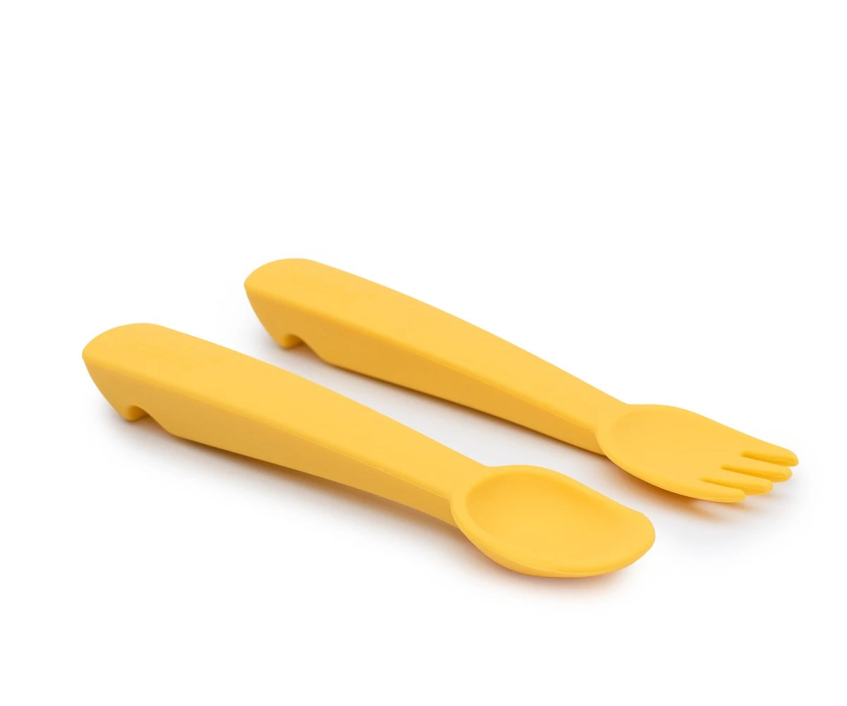 Conjunto de talheres infantis em silicone amarelo, colher e garfo