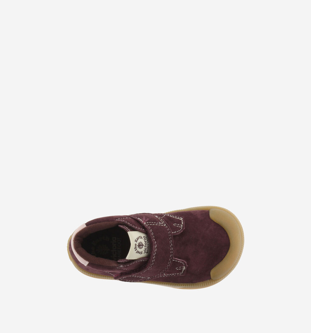 Sapatilha infantil bordeaux com sola bege e fecho de velcro
