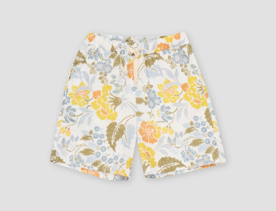 Calções com padrão floral colorido sobre fundo branco