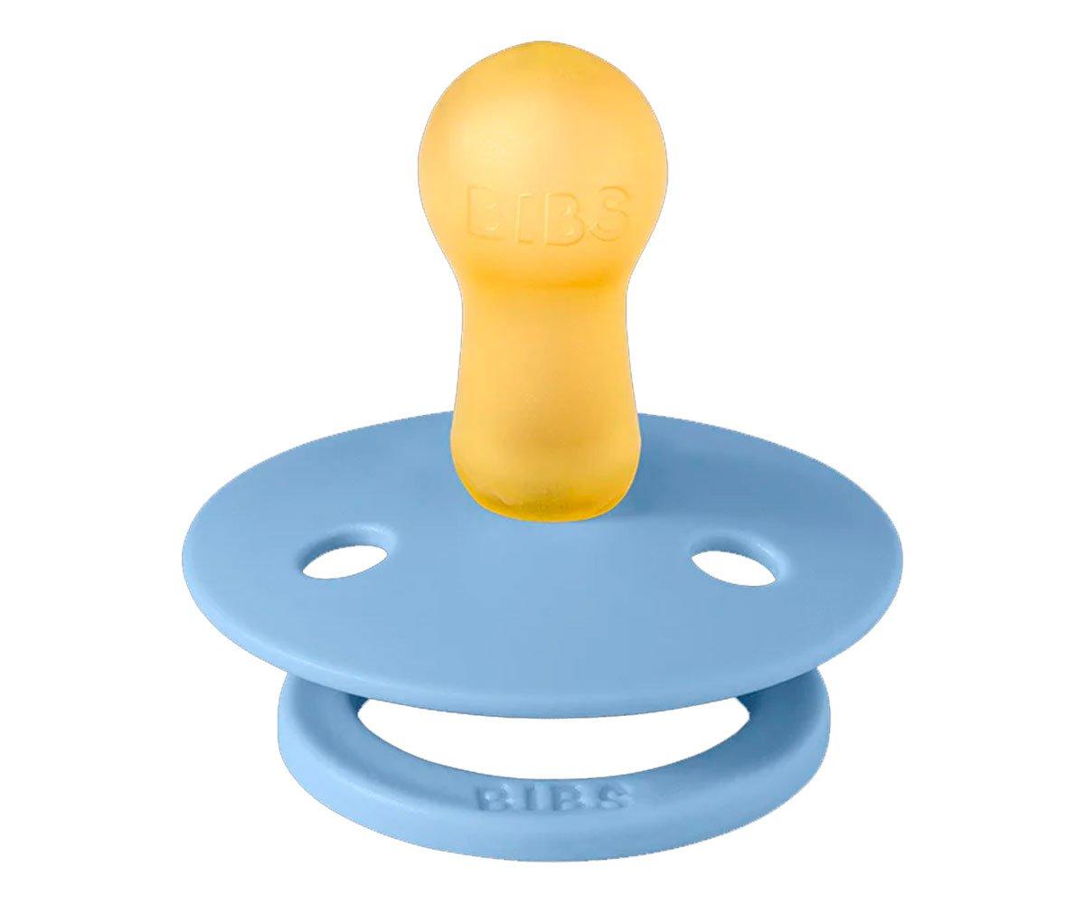 Chupeta azul com tetina amarela e letras BIBS gravadas