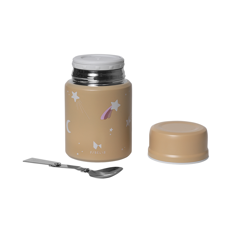 Termo bege com padrão de estrelas, tampa e colher de aço inox
