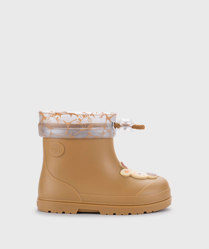 Bota infantil impermeável bege com detalhe de coelho e punho branco com cordão ajustável
