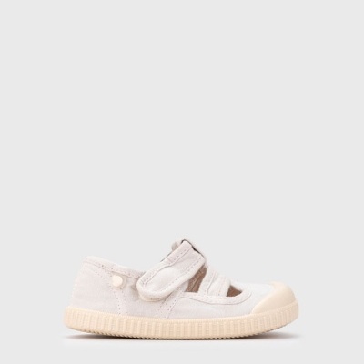 Sapato infantil branco com sola creme e fecho velcro