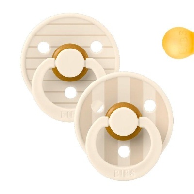 Duas chupetas redondas brancas e bege com design listrado