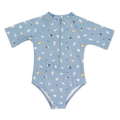 fato de banho azul claro com padrão de animais marinhos e fecho frontal