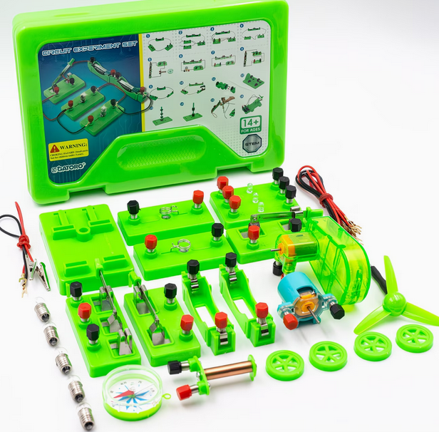 Kit Circuitos Eletricos Básicos 16 Expert 27053 Conjunto de peças verdes para experiências elétricas com motor, hélice, bússola e estojo verde.