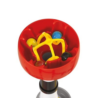 Jogo de tabuleiro com bolas coloridas numa base vermelha e peça amarela central.