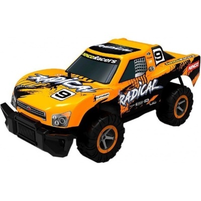 Carro de brinquedo todo-o-terreno amarelo e preto com o texto RADICAL e número 9