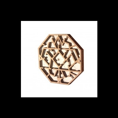 Labirinto de madeira octogonal com bolas metálicas