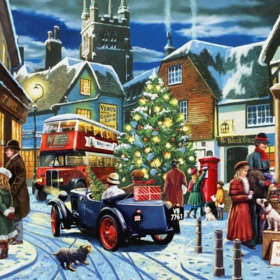 Cena de Natal com árvore iluminada, pessoas de roupa antiga, autocarro vermelho e carro azul antigo na neve