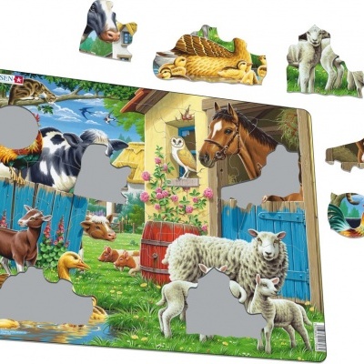 Quebra-cabeça infantil de papel cartão com animais de quinta em cenário rural