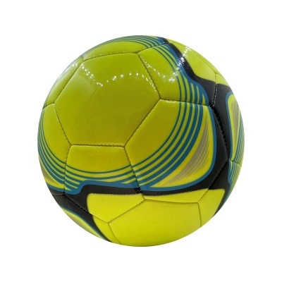 Bola de futebol amarela com padrão azul e preto