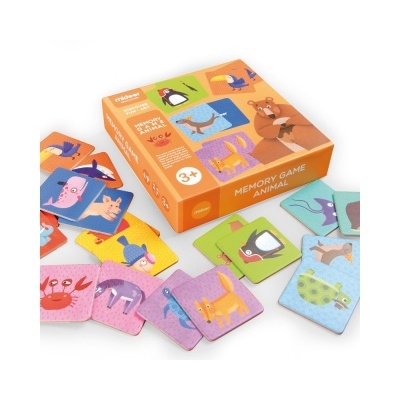 Jogo de cartas de memória infantil com animais e embalagem laranja.