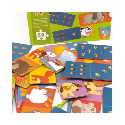 Cartas de jogo coloridas com imagens de animais e natureza