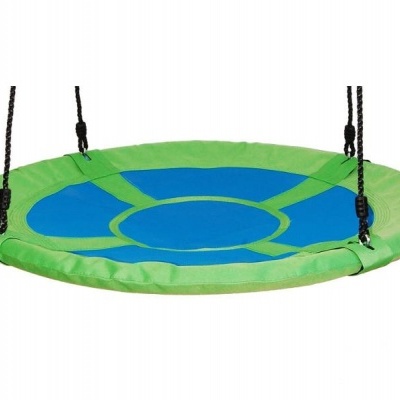 Baloiço redondo em tecido verde e azul suspenso com cordas pretas