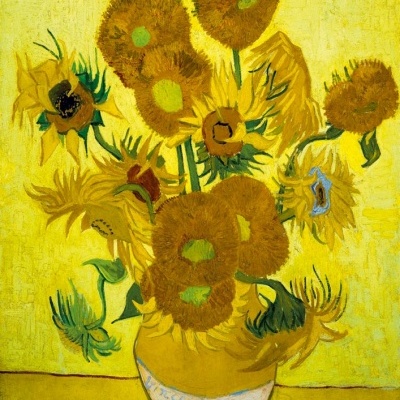 Pintura de um vaso com girassóis amarelos em fundo amarelo