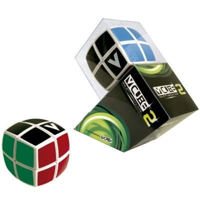 Cubos de puzzle 2x2 V-Cube em várias cores e embalagem preta e verde com texto V-CUBE 2.