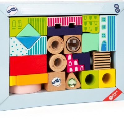 caixa de blocos de construção coloridos em madeira