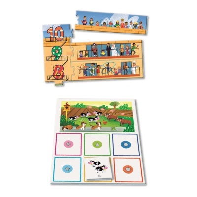 Jogo de tabuleiro com peças numeradas e cartas coloridas