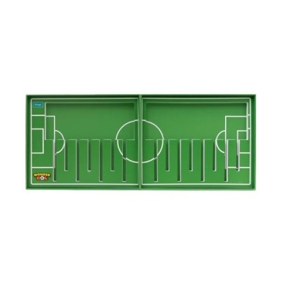 Jogo de tabuleiro verde com labirinto e textos Wonder Gol e Bloco