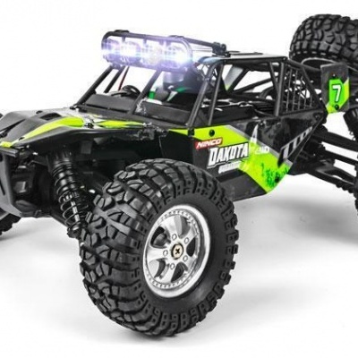 Carro telecomandado buggy preto e verde com pneus grossos e luzes LED
