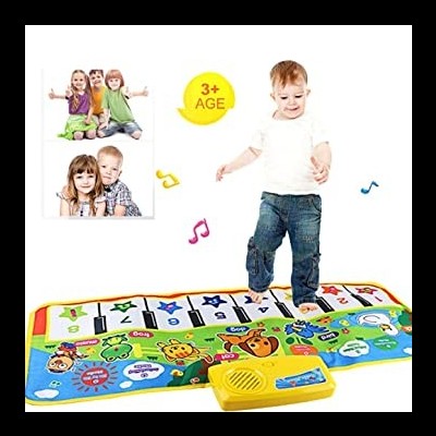 Tapete musical infantil com imagens de animais e teclas de piano coloridas