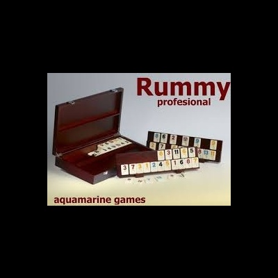 Jogo de Rummy profissional com peças numeradas coloridas em caixa de madeira.