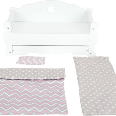 Cama de madeira branca para bonecas com roupa de cama padrão estrelas e zig-zag