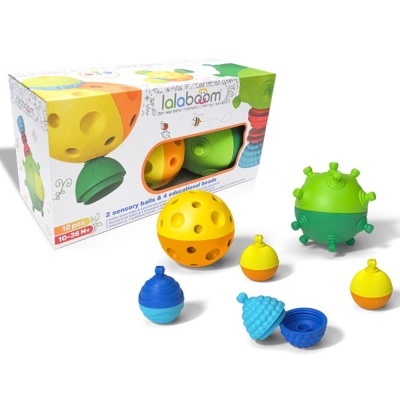 Brinquedos sensoriais coloridos para bebés com embalagem branca