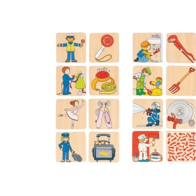 Cartas de madeira com desenhos de profissões e objetos em cores vivas.