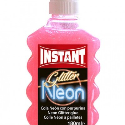 Frasco de cola rosa translúcida com purpurina e tampa laranja