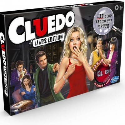 Caixa do jogo de tabuleiro Cluedo Liar's Edition, com ilustrações de personagens e texto promocional